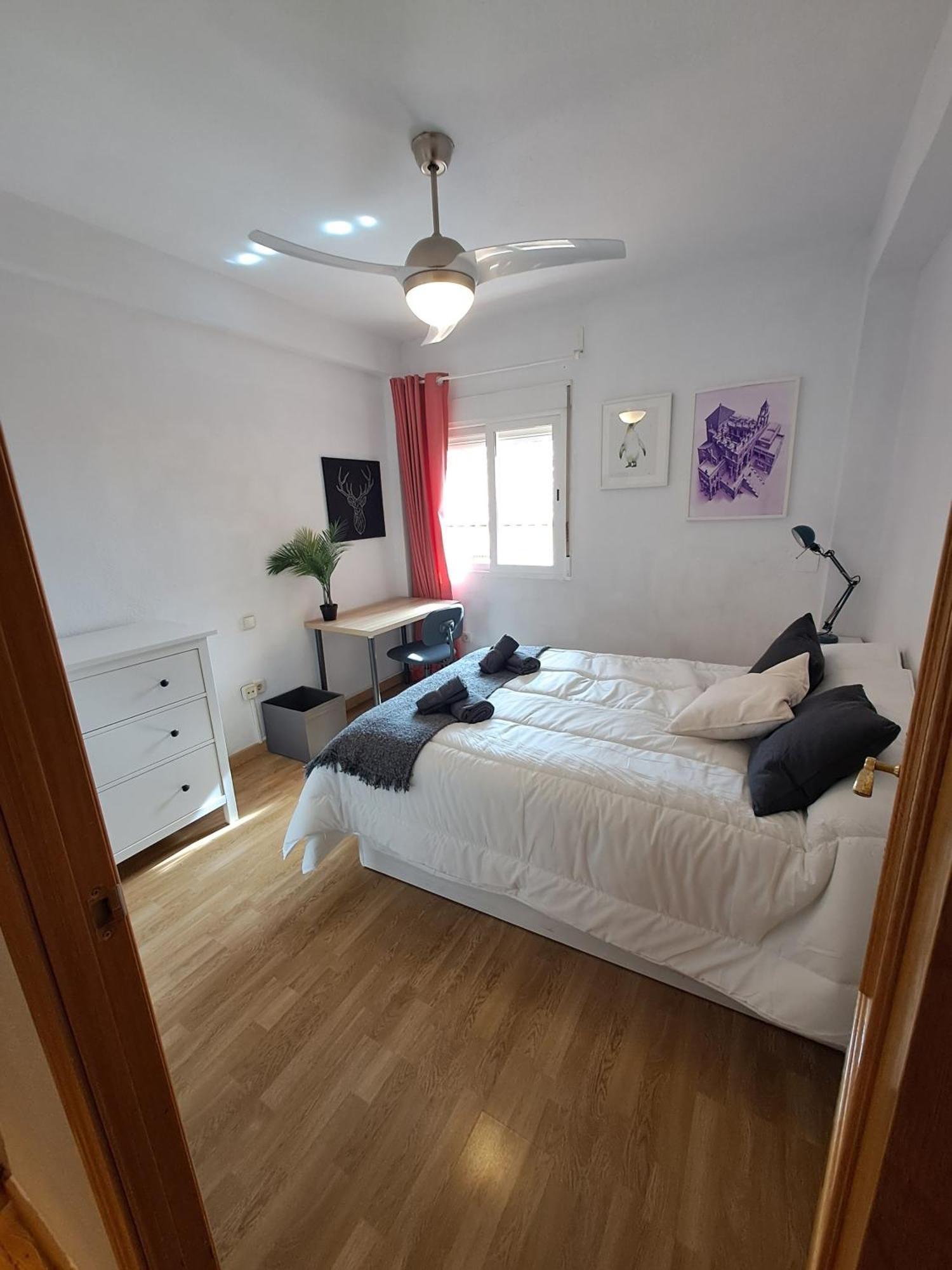 In - Private For Rent In Calle De San Bernabe * Madrid